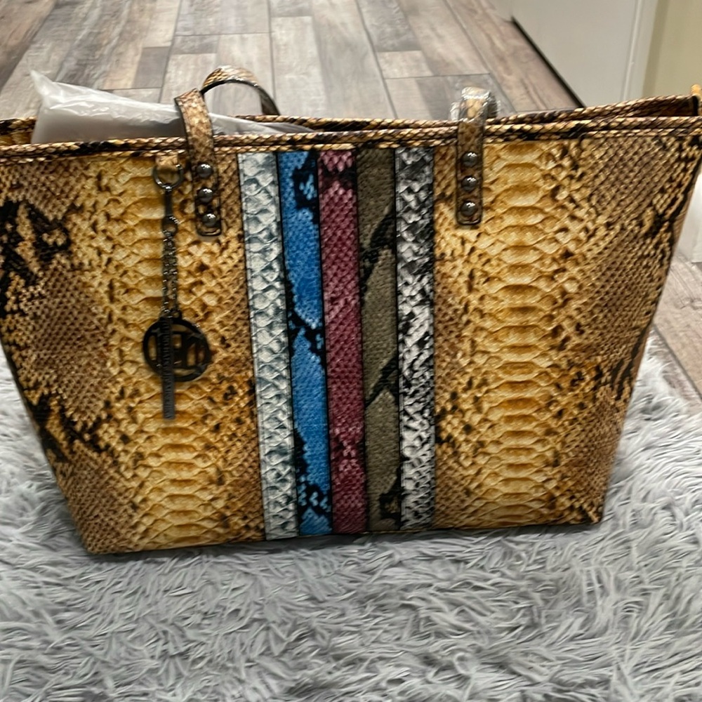 NWT Badgley Mischka tote bag